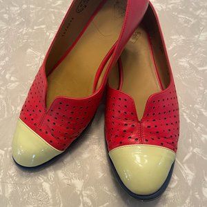 John Fluevog Retired 'Basement Sue' Red Perforated Flats sz 8.5